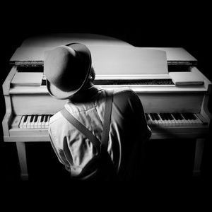 Radio Caprice Piano Blues / Boogie-Woogie — слушать онлайн
